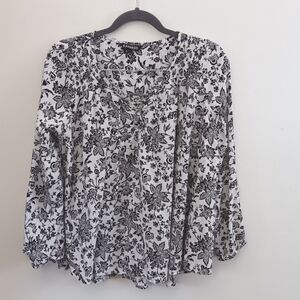 Black and White top, blouse, Express, size small